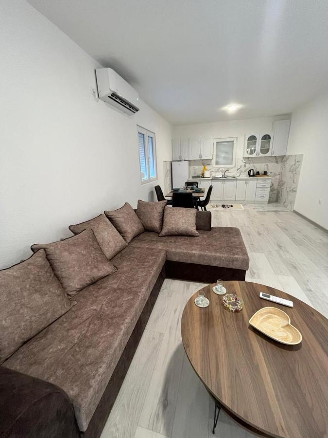 Knezevic Apartman Podgorica Exterior foto